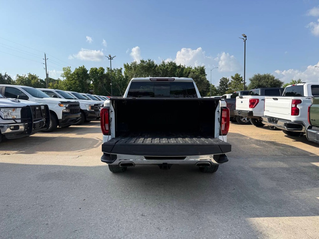 GMC Sierra 1500 Vehicle Full-screen Gallery Image 39