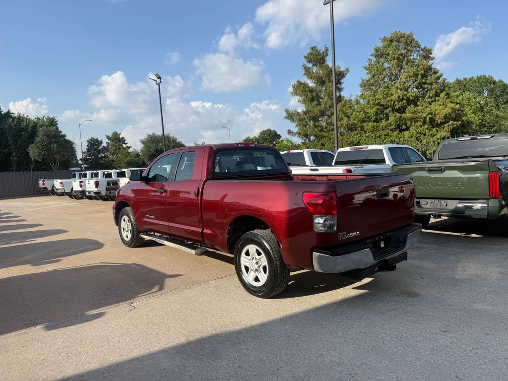 Toyota Tundra 2WD Truck Vehicle Full-screen Gallery Image 04