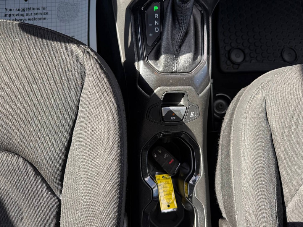 Jeep Renegade Vehicle Full-screen Gallery Image 29