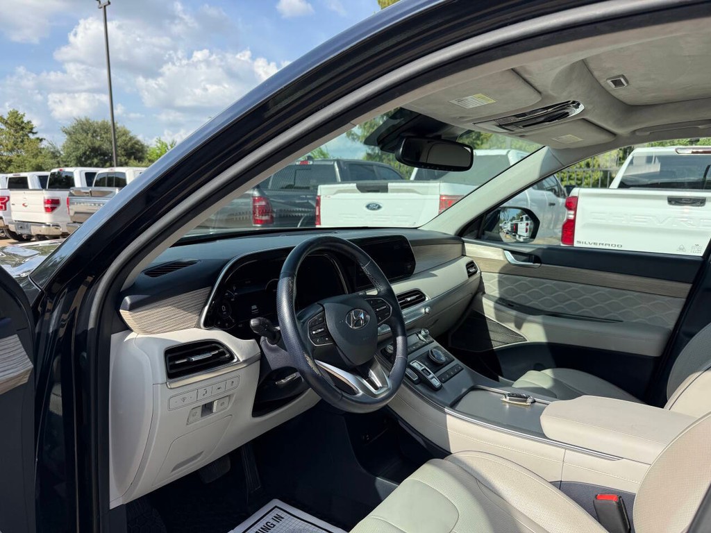 Hyundai Palisade Vehicle Full-screen Gallery Image 06