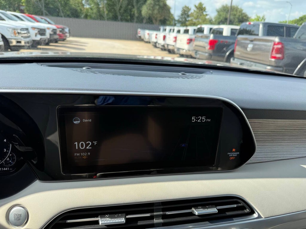 Hyundai Palisade Vehicle Full-screen Gallery Image 26