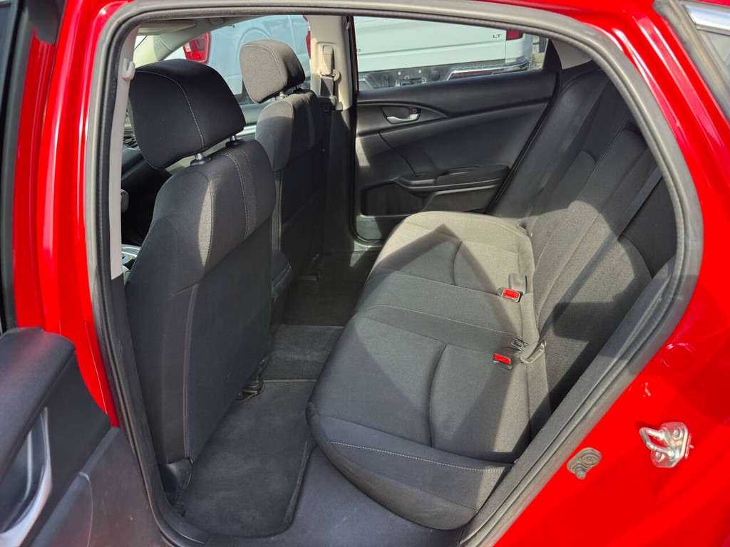 Honda Civic Sedan Vehicle Full-screen Gallery Image 13