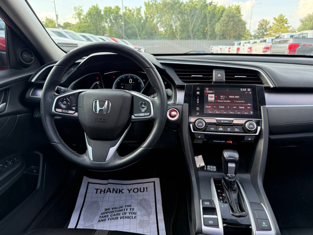 Honda Civic Sedan Vehicle Full-screen Gallery Image 21
