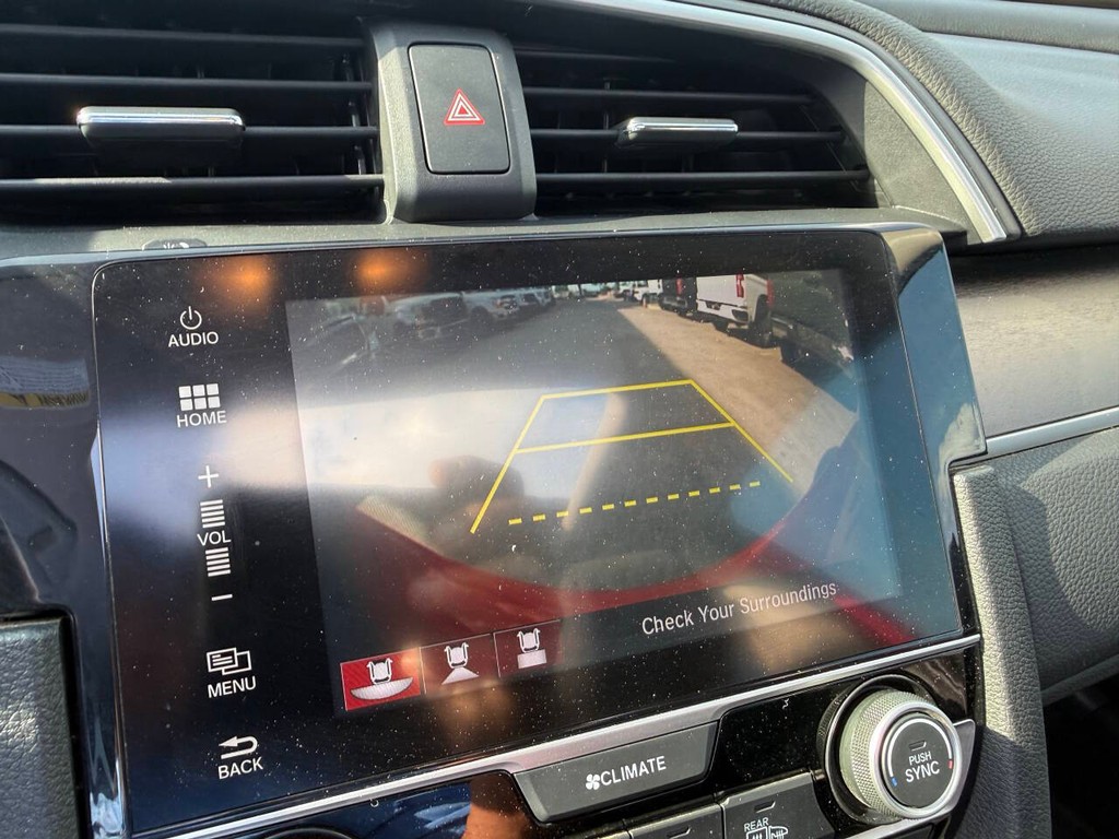 Honda Civic Sedan Vehicle Full-screen Gallery Image 25