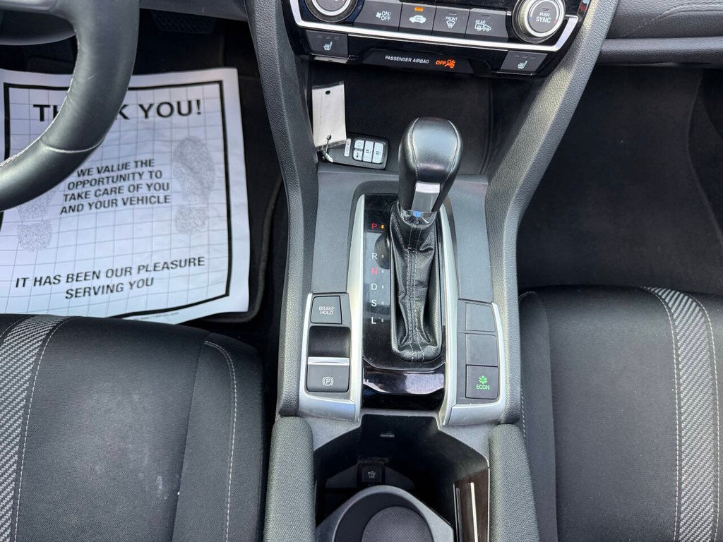 Honda Civic Sedan Vehicle Full-screen Gallery Image 28