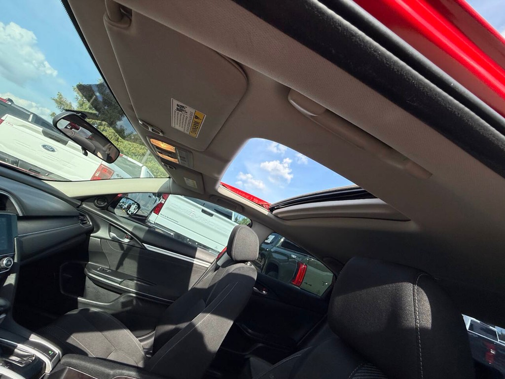 Honda Civic Sedan Vehicle Full-screen Gallery Image 30