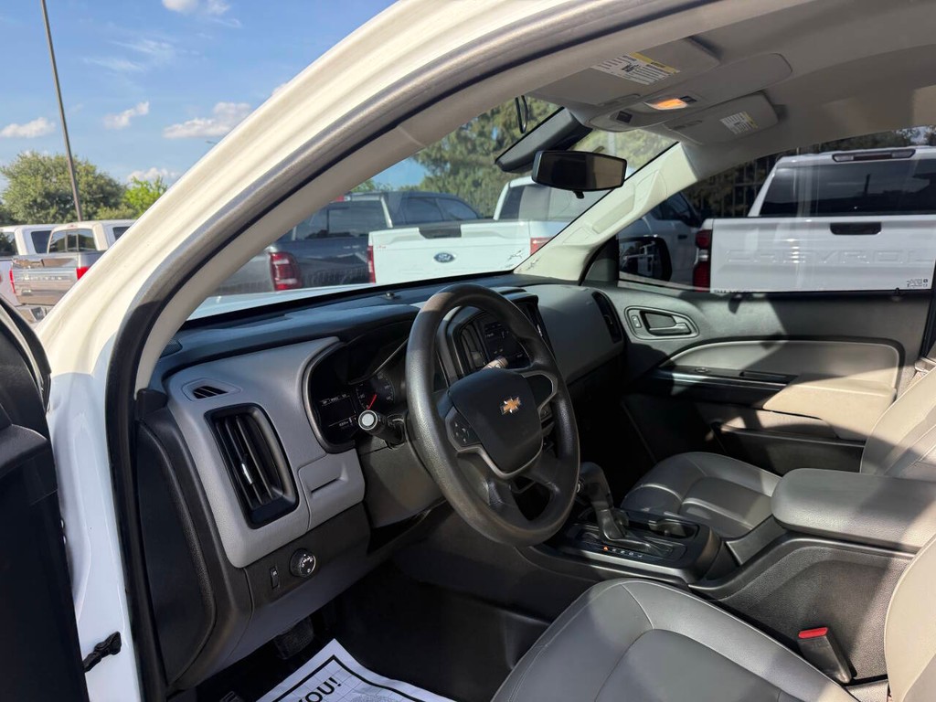 Chevrolet Colorado Vehicle Full-screen Gallery Image 06