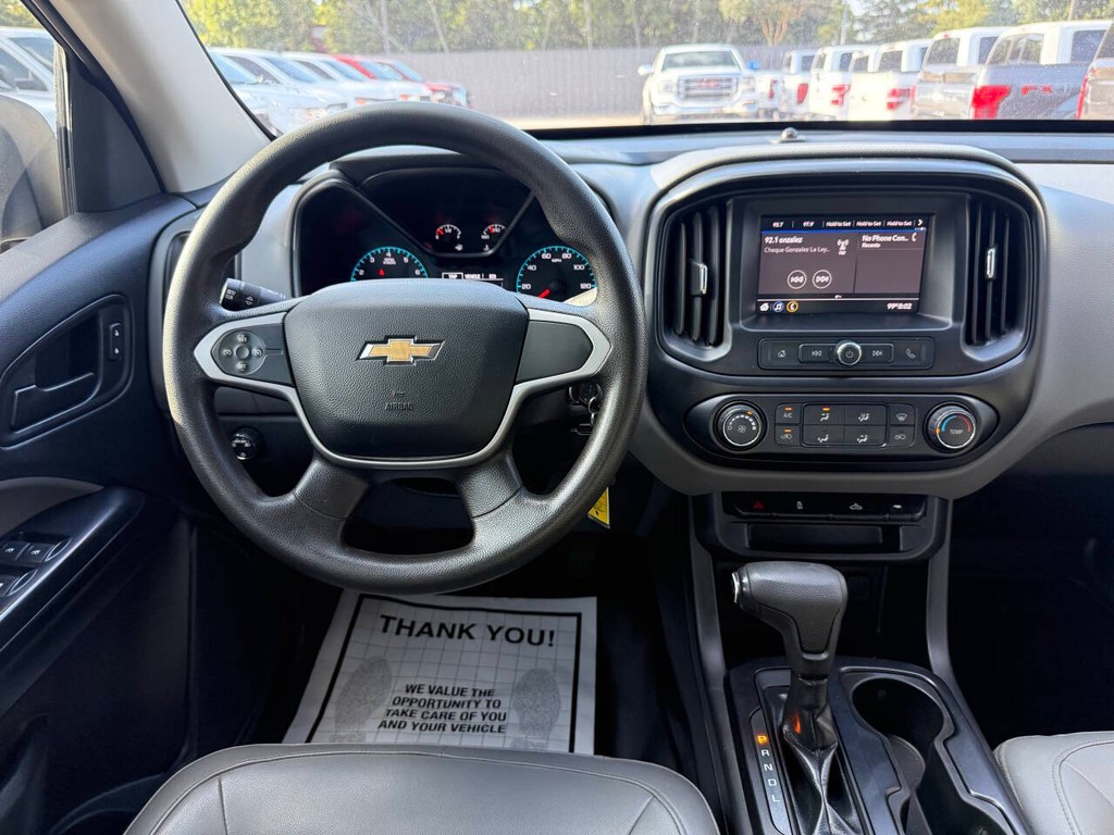 Chevrolet Colorado Vehicle Full-screen Gallery Image 21