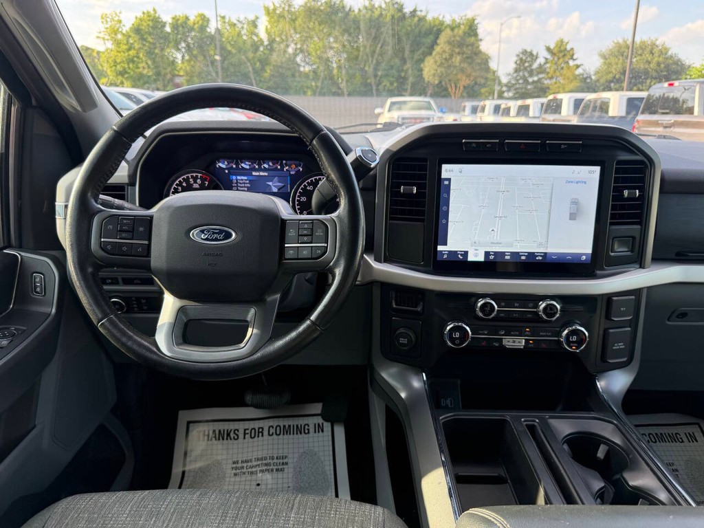 Ford F-150 Vehicle Full-screen Gallery Image 24