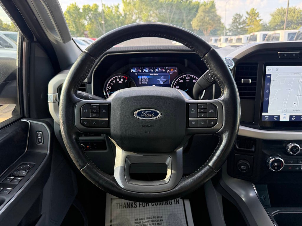 Ford F-150 Vehicle Full-screen Gallery Image 25