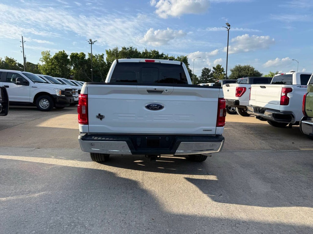 Ford F-150 Vehicle Full-screen Gallery Image 40