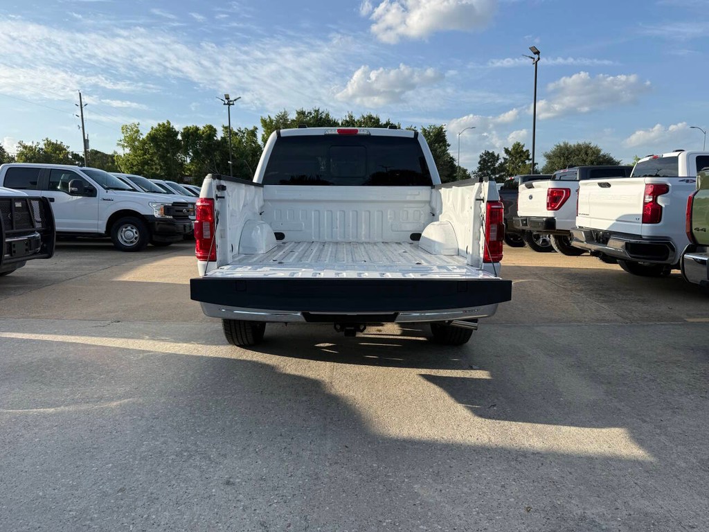 Ford F-150 Vehicle Full-screen Gallery Image 41