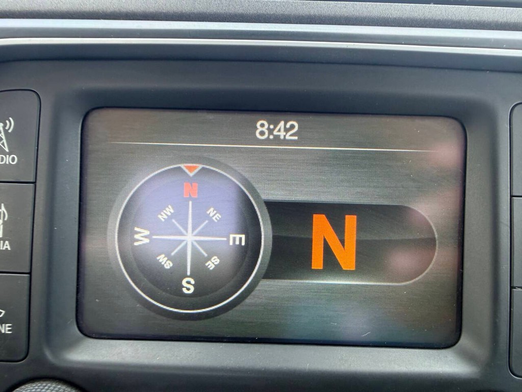 Ram 2500 Vehicle Full-screen Gallery Image 20