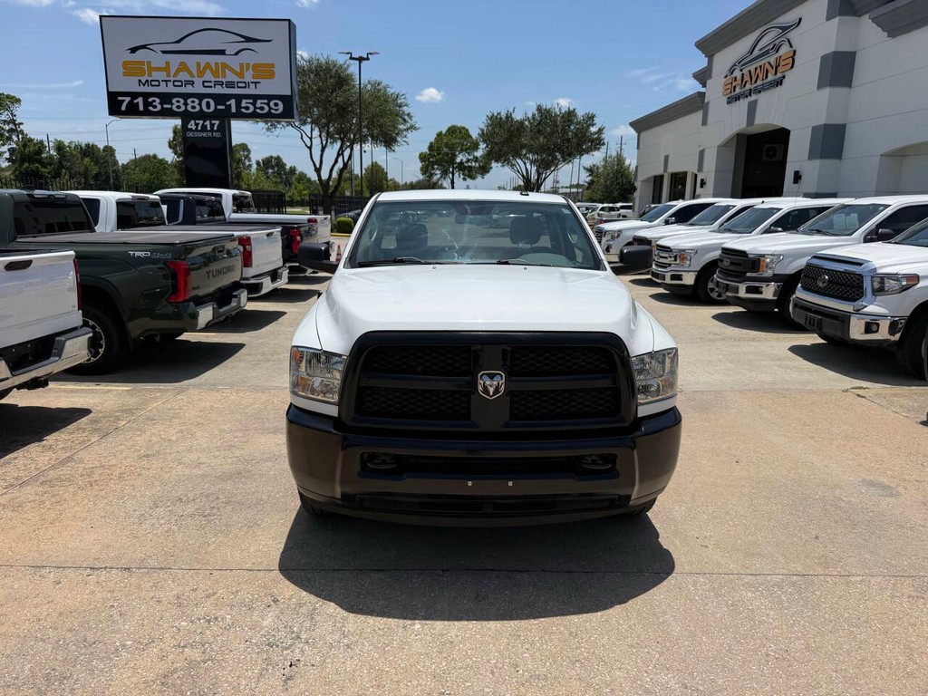 Ram 2500 Vehicle Full-screen Gallery Image 32