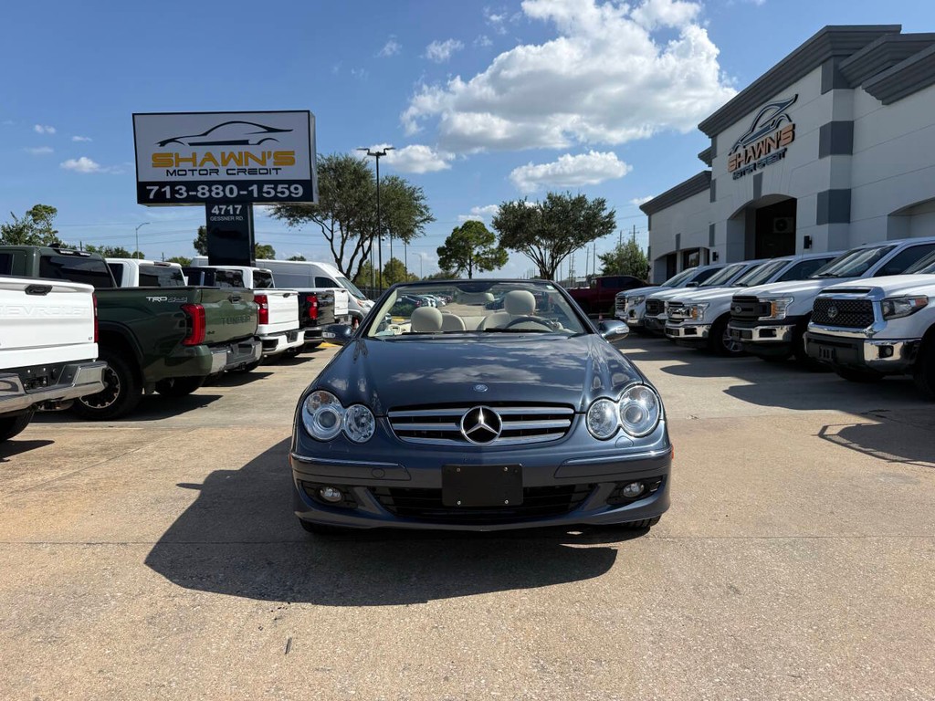 Mercedes-Benz CLK Vehicle Full-screen Gallery Image 36
