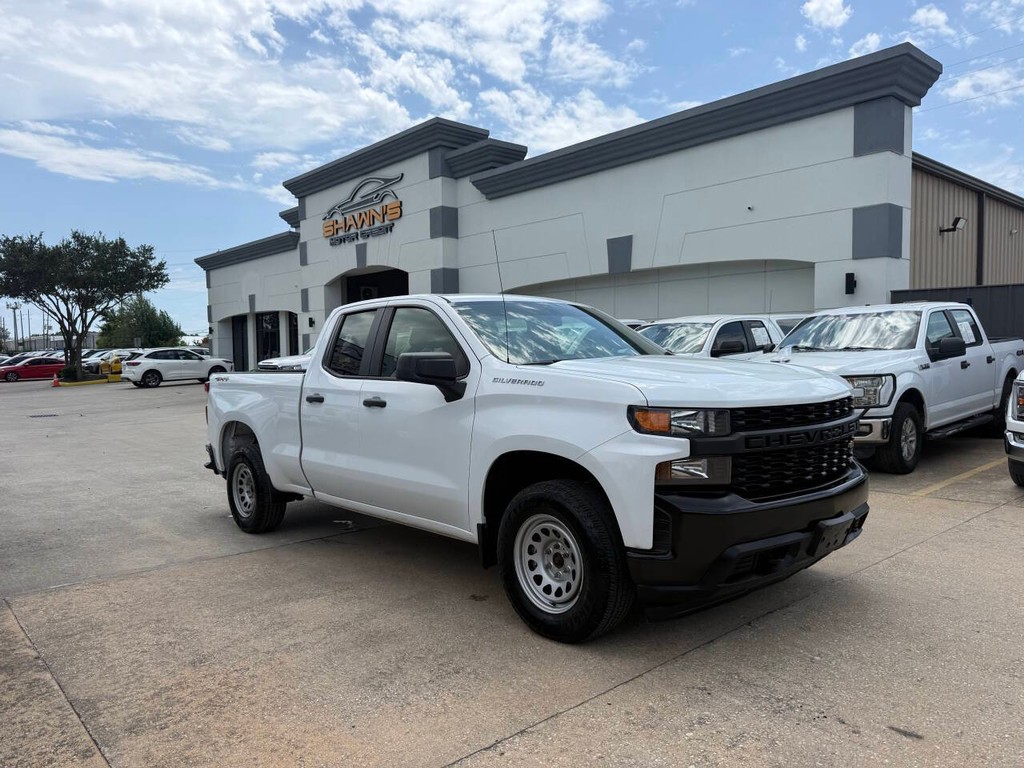 Chevrolet Silverado 1500 Vehicle Full-screen Gallery Image 39