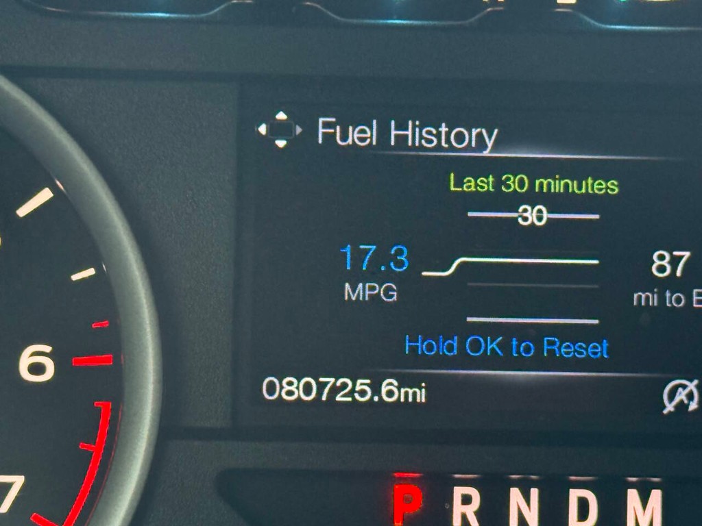 Ford F-150 Vehicle Full-screen Gallery Image 31