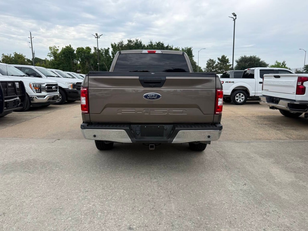 Ford F-150 Vehicle Full-screen Gallery Image 38
