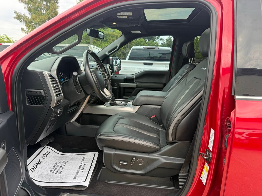 Ford F-150 Vehicle Full-screen Gallery Image 07