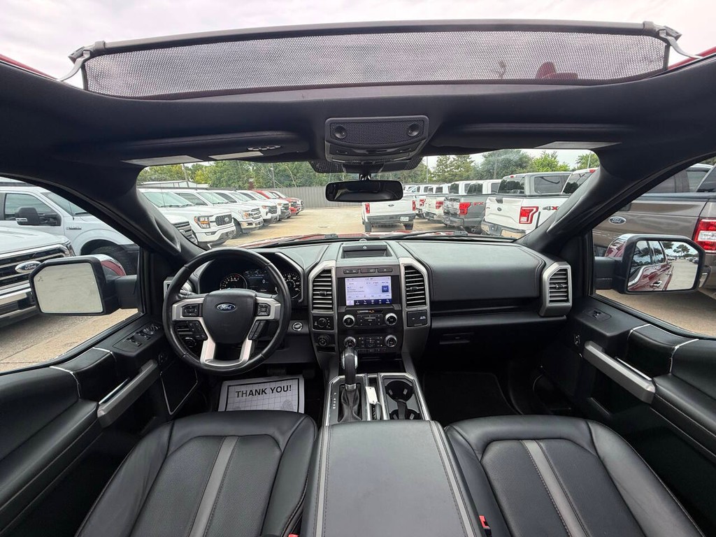 Ford F-150 Vehicle Full-screen Gallery Image 17