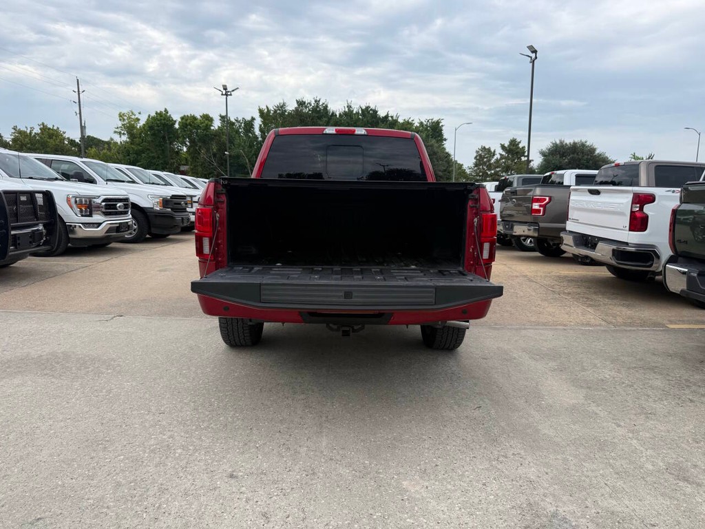 Ford F-150 Vehicle Full-screen Gallery Image 36