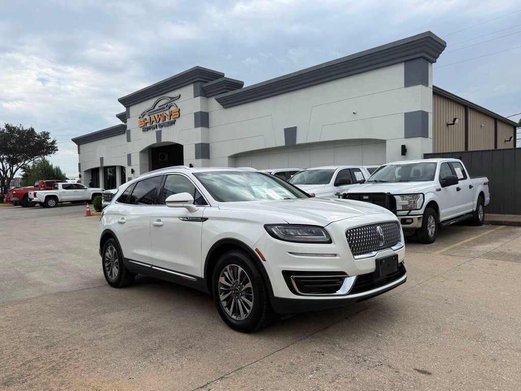 Lincoln Nautilus Vehicle Full-screen Gallery Image 42
