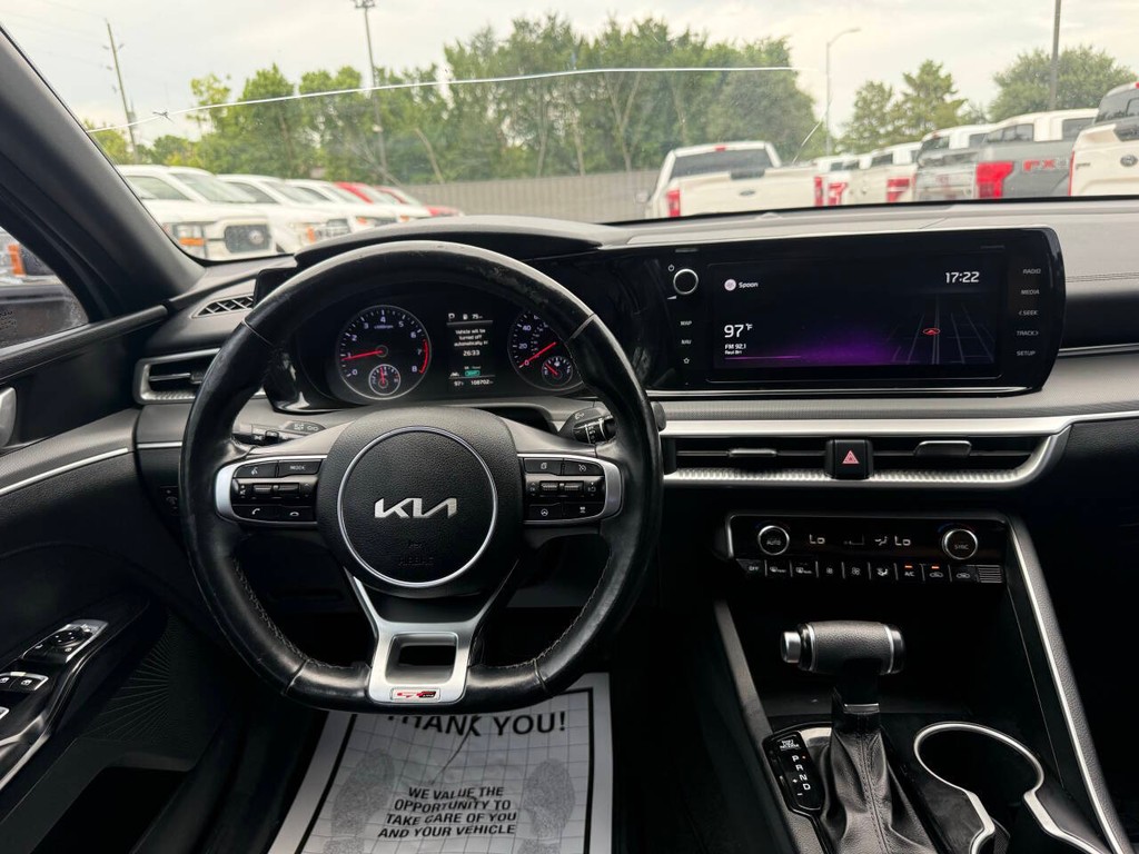 Kia K5 Vehicle Full-screen Gallery Image 21
