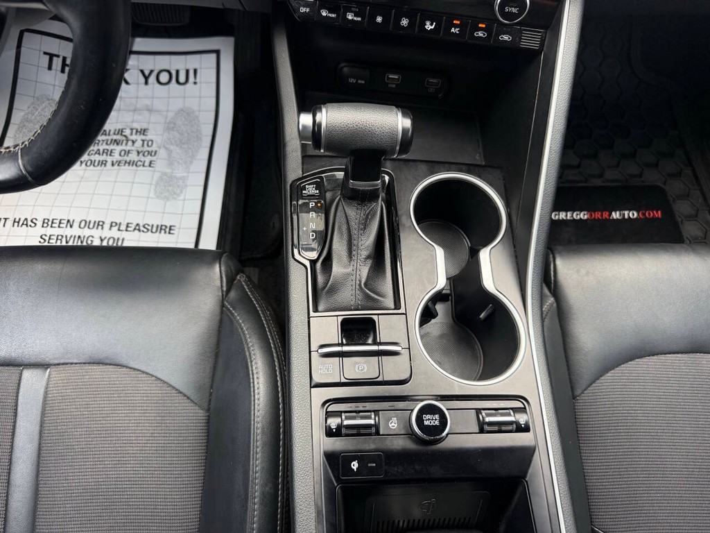 Kia K5 Vehicle Full-screen Gallery Image 29
