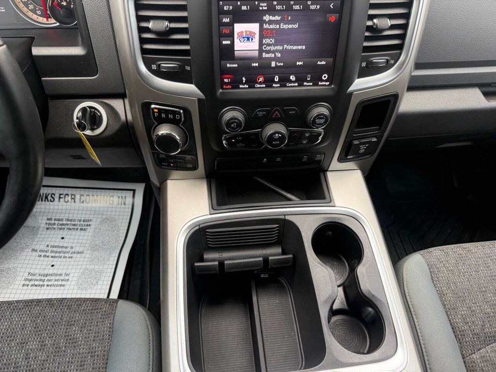 Ram 1500 Classic Vehicle Full-screen Gallery Image 29