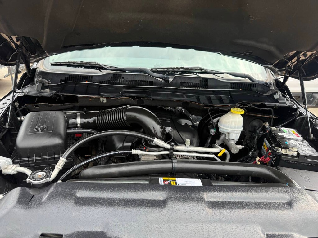 Ram 1500 Classic Vehicle Full-screen Gallery Image 33