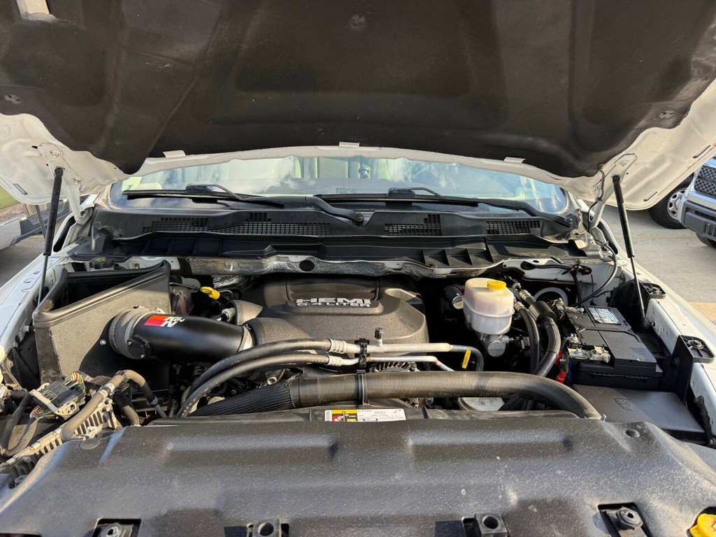 Ram 2500 Vehicle Full-screen Gallery Image 37