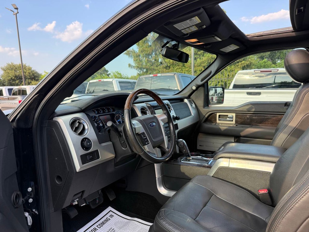 Ford F-150 Vehicle Full-screen Gallery Image 06