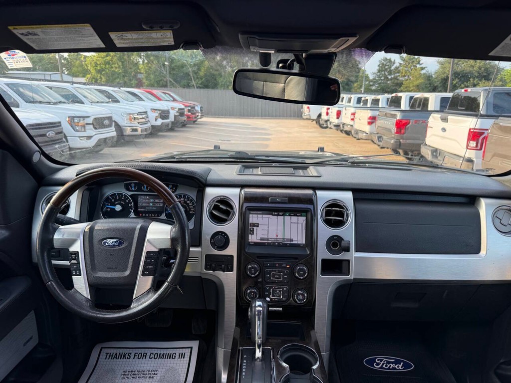 Ford F-150 Vehicle Full-screen Gallery Image 17