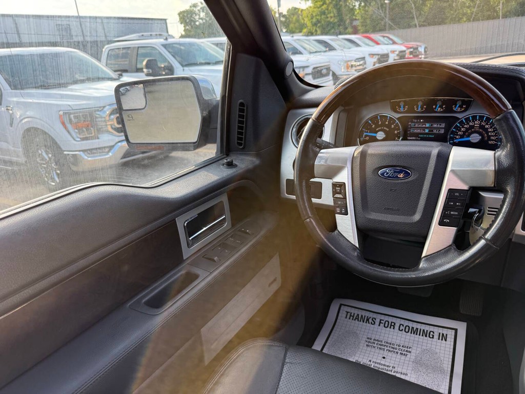 Ford F-150 Vehicle Full-screen Gallery Image 19