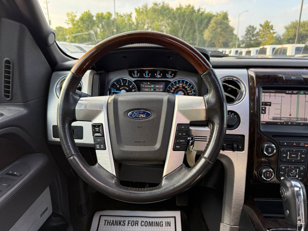 Ford F-150 Vehicle Full-screen Gallery Image 22