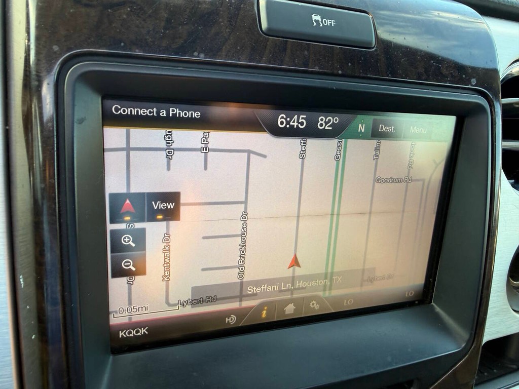 Ford F-150 Vehicle Full-screen Gallery Image 26