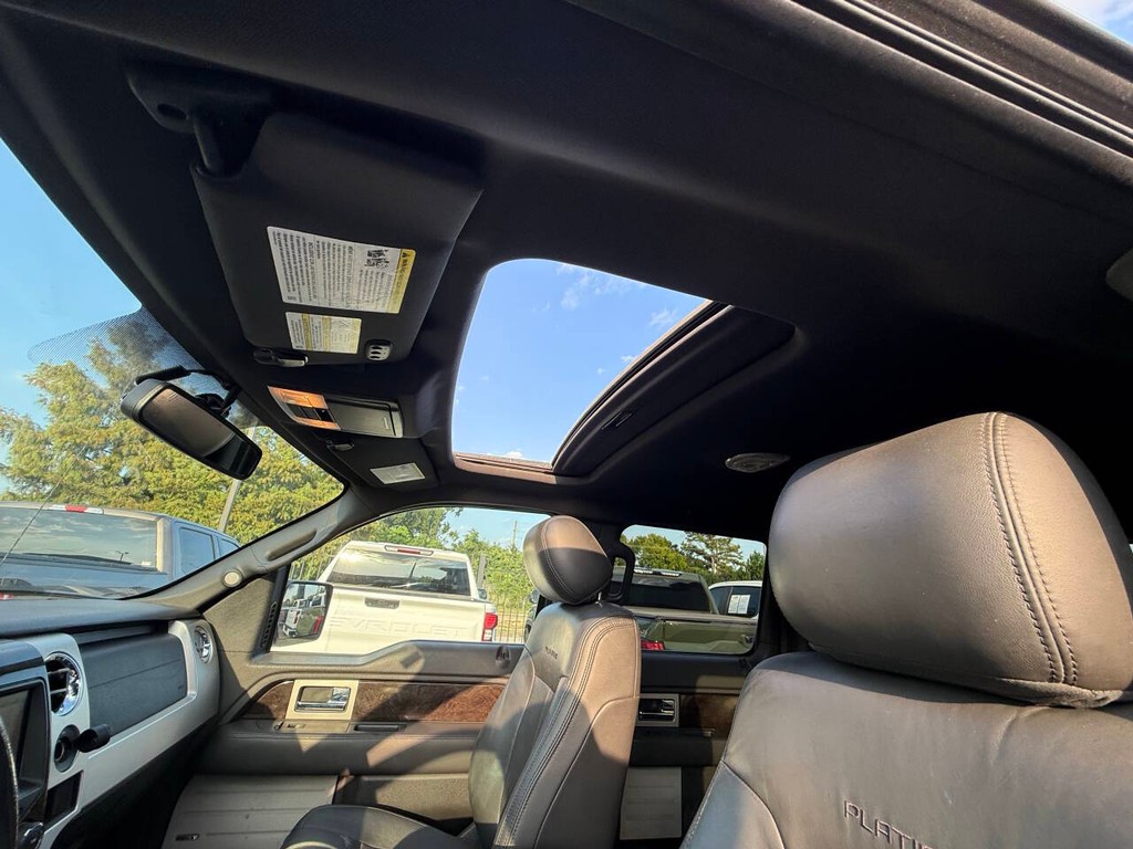 Ford F-150 Vehicle Full-screen Gallery Image 31
