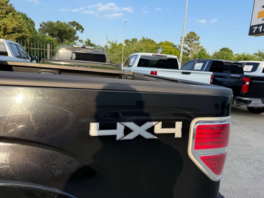 Ford F-150 Vehicle Full-screen Gallery Image 38