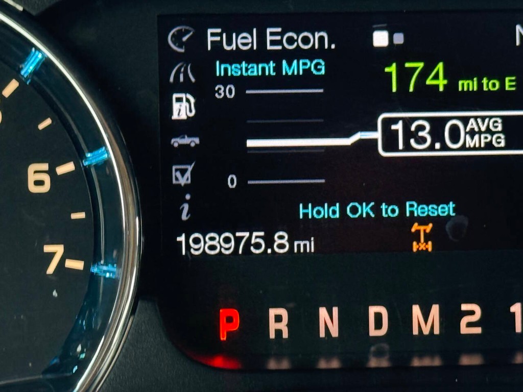 Ford F-150 Vehicle Full-screen Gallery Image 31
