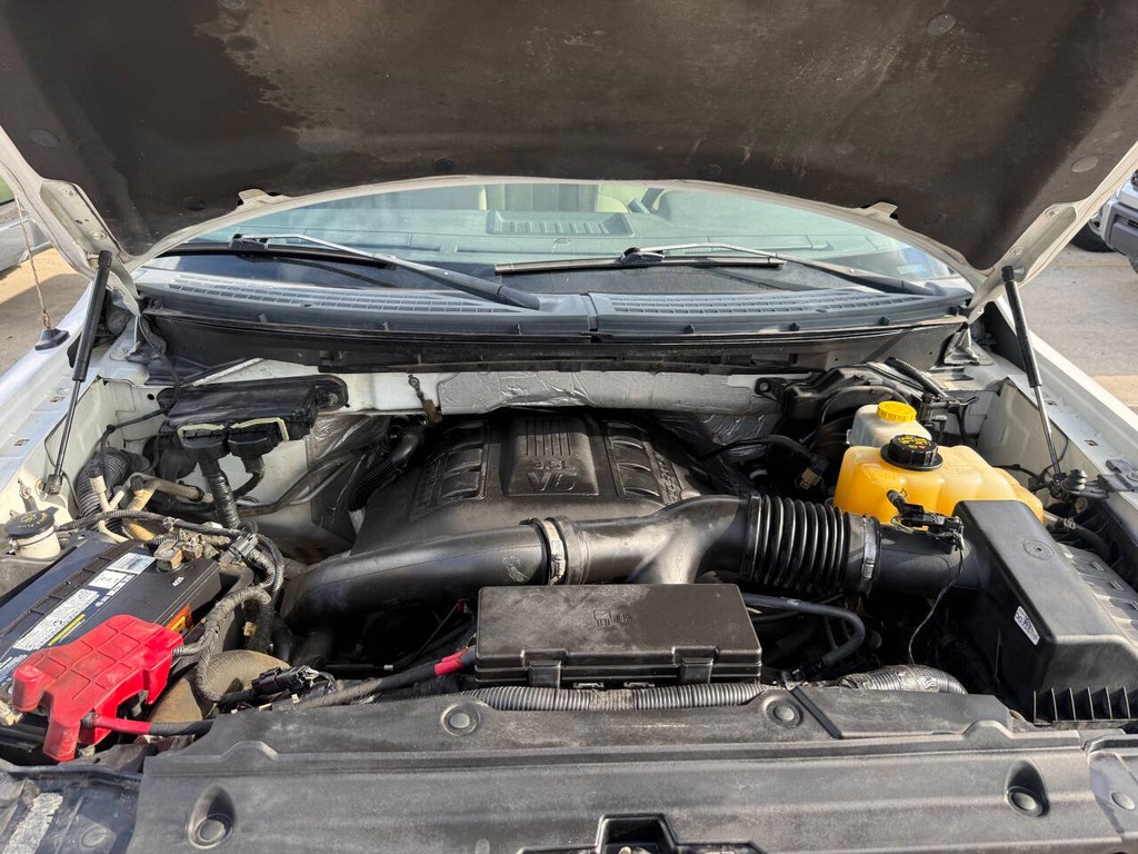 Ford F-150 Vehicle Full-screen Gallery Image 33