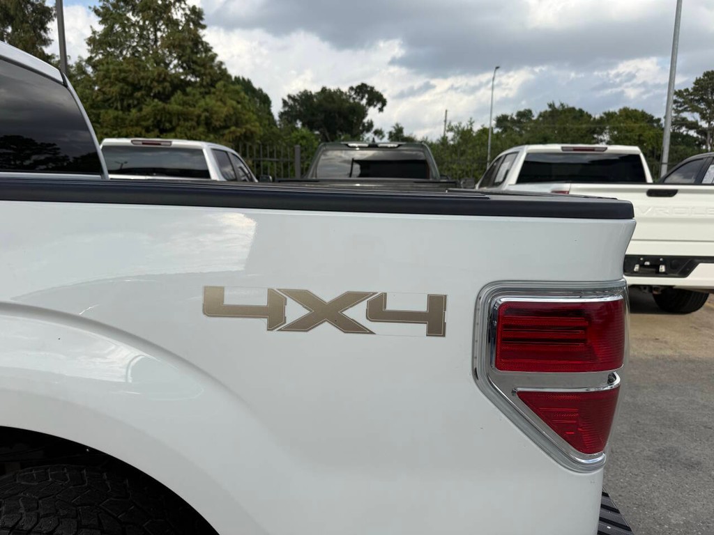 Ford F-150 Vehicle Full-screen Gallery Image 36