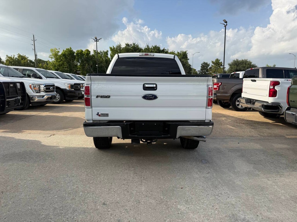 Ford F-150 Vehicle Full-screen Gallery Image 38