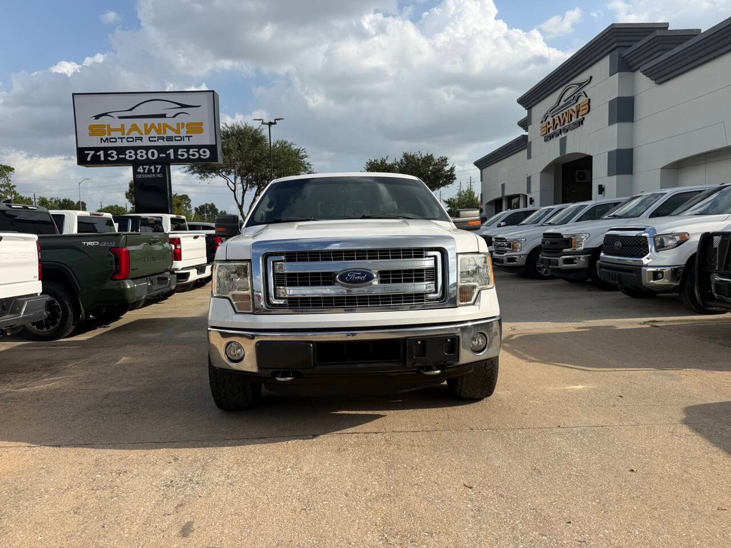 Ford F-150 Vehicle Full-screen Gallery Image 40