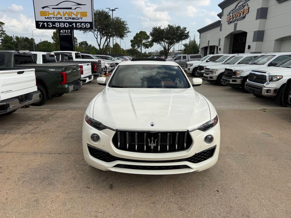 Maserati Levante Vehicle Full-screen Gallery Image 41