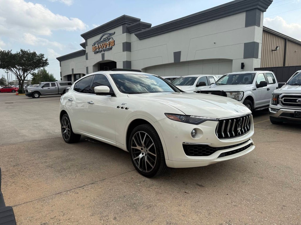 Maserati Levante Vehicle Full-screen Gallery Image 43