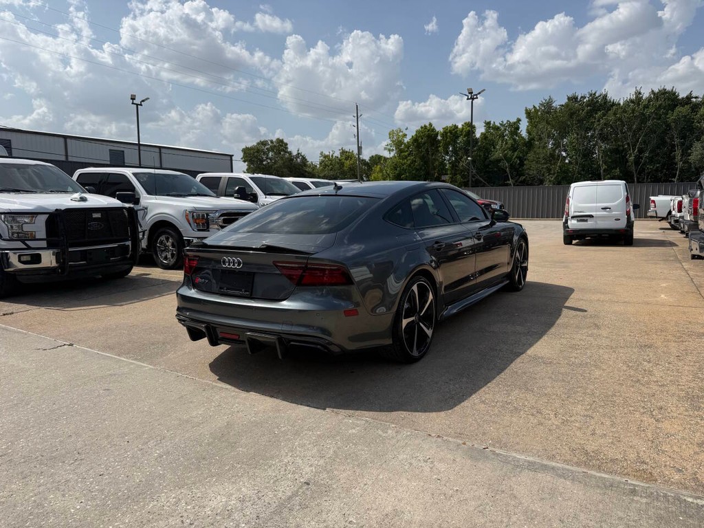 Audi RS 7 Vehicle Full-screen Gallery Image 05