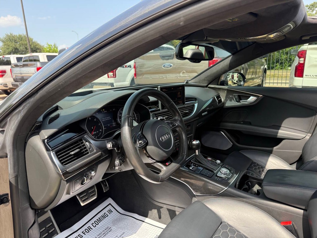 Audi RS 7 Vehicle Full-screen Gallery Image 06