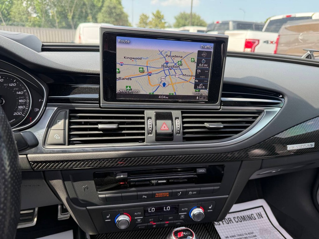 Audi RS 7 Vehicle Full-screen Gallery Image 25