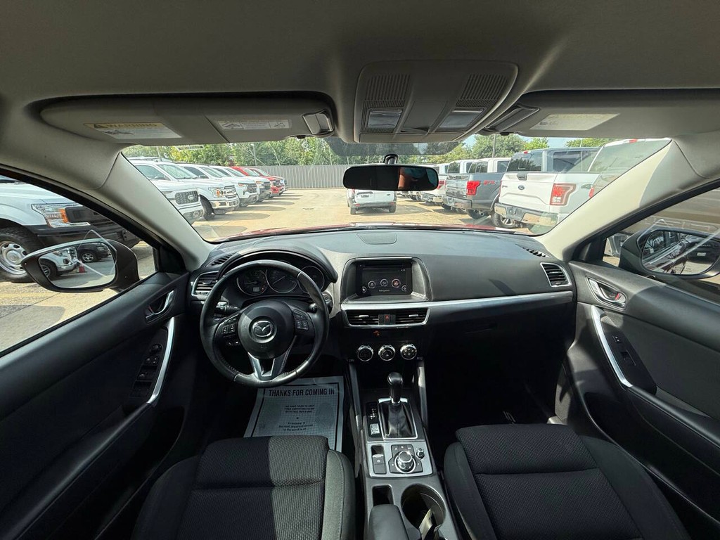 Mazda CX-5 Vehicle Full-screen Gallery Image 18