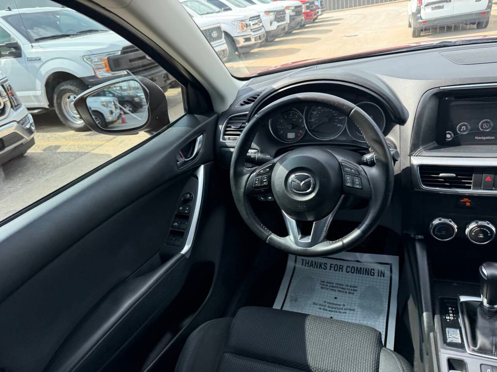 Mazda CX-5 Vehicle Full-screen Gallery Image 19